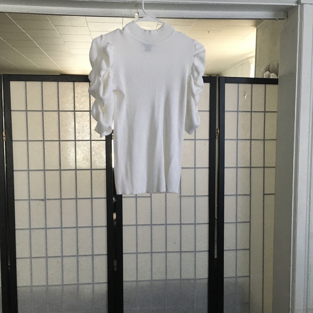 Bydesign short sleeve sweater